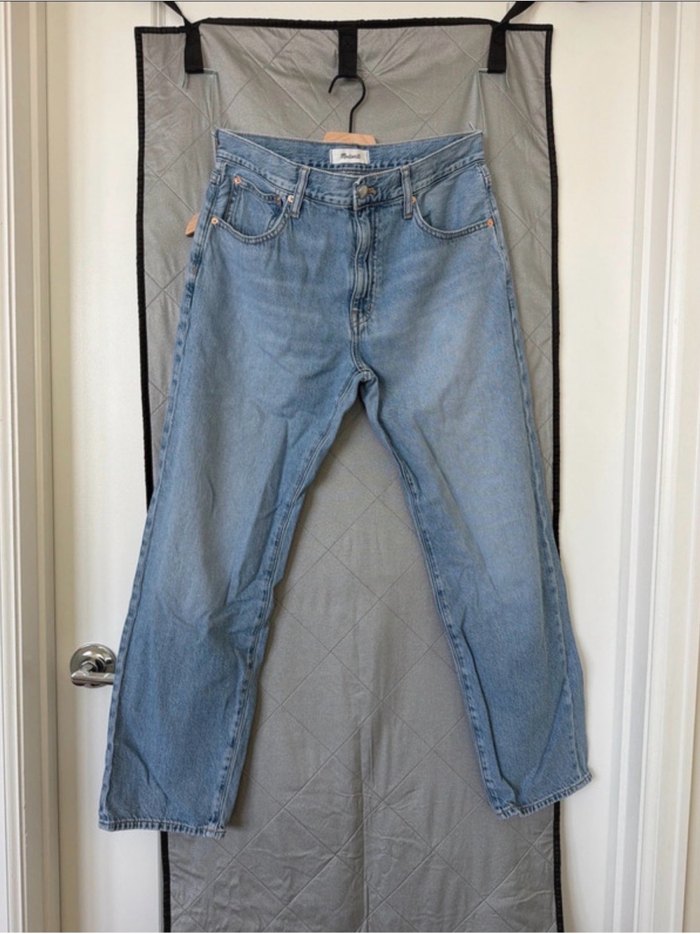 Madewell Dean Easy Straight in Airy Denim